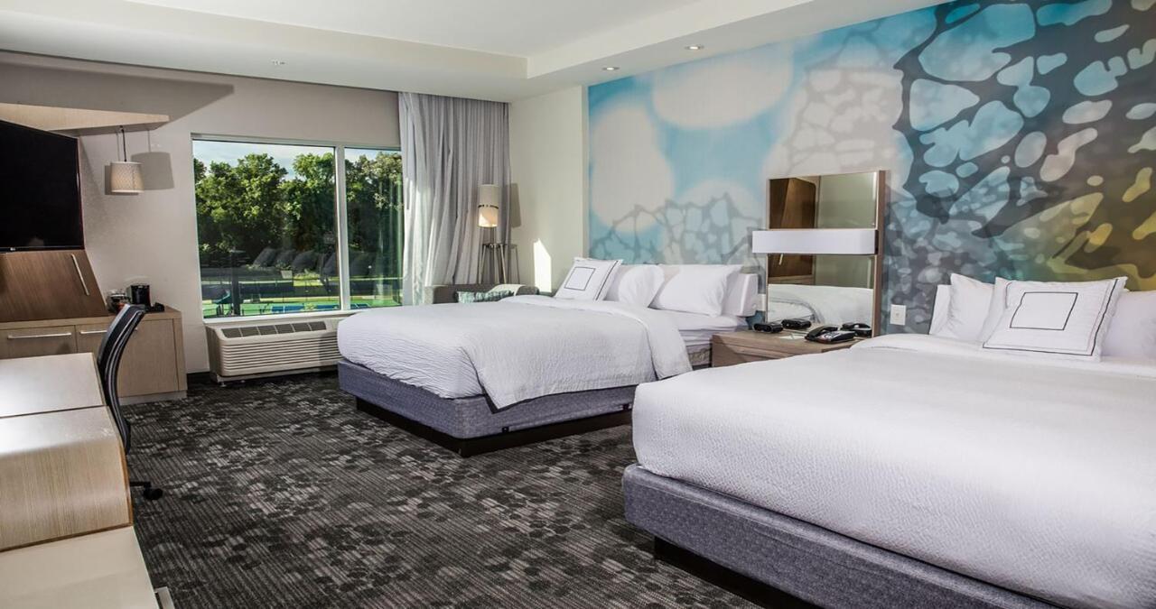 Готель Courtyard By Marriott Columbia Cayce Екстер'єр фото
